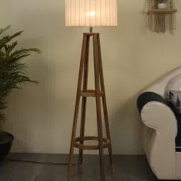 sapphire Daisy White Fabric Shade Club Floor Lamp With Wood Base image 1