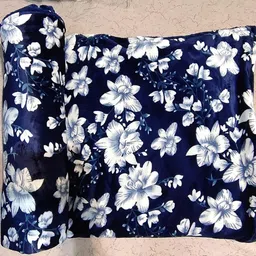 t tungol Woolen Single Flat 210 TC Floral Bedsheet image 3