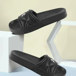 red tape Women Slides image 1