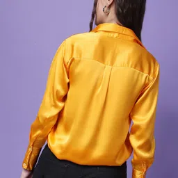 metronaut Women Regular Fit Solid Spread Collar Casual Shirt image 2