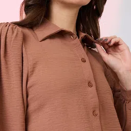 globus Women Regular Fit Solid Button Down Collar Formal Shirt image 4