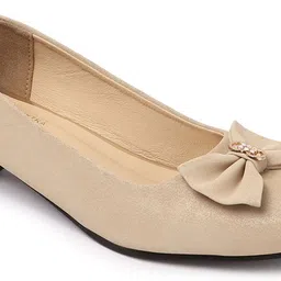 carlton london Women Women's Textured Squre Toe Block Heel Pumps Bellies Sandal image 4