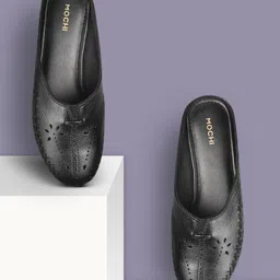 mochi Women Flats Sandal-picture-18