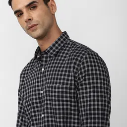 Peter England Casuals Slim Fit Grid Tattersall Checks Checked Pure Cotton Casual Shirt image 2