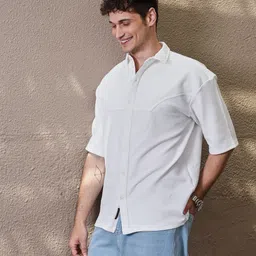 campus sutra Men Oversized Fit Printed Spread Collar Casual Shirt image 2