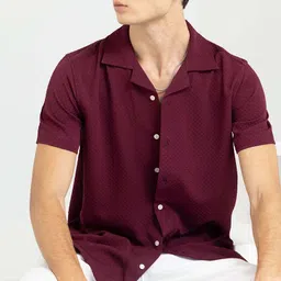snitch Men Relaxed Fit Fit Solid Lapel Collar Casual Shirt image 3