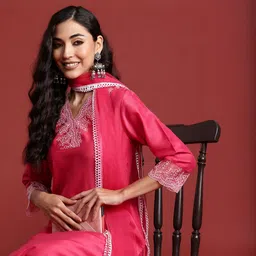 indo era Women Silk Blend Kurta Pant Dupatta Set-picture-22