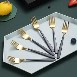 yelona Mirror Finish Golden Cutlery,Flatware,Tableware (8 Master Spoons,8 Master Forks) Gold Plated, Stainless Steel Cutlery Set image 2