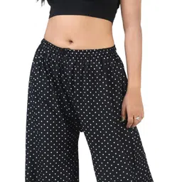 4k fashion Women Pyjama-picture-41