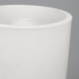 White Polymer Round Shaped Large Planter by Yuccabe Italia image 5