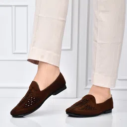 Red Eleven Casual Party Wear Jutis For Men Party Wear For Men image 4