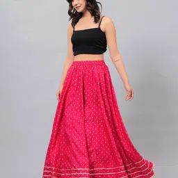 maquien Women Printed Flared Red Skirt image 4