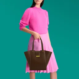 classy women Women Brown Shoulder Bag image 3