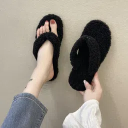 wolvesden Women Slippers image 3