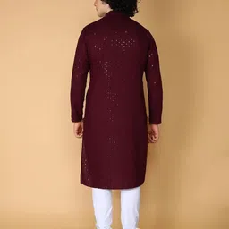 adhirajan Men Chikan Embroidery, Embellished Cotton Rayon Straight Kurta image 2