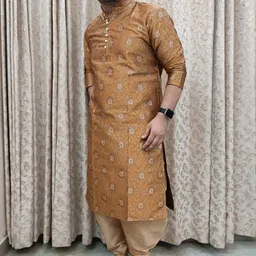 over crowd Men Jacquard Kurta Salwar Set image 3