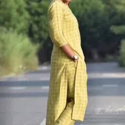 joyfinity Women Crepe Kurta Pyjama Set image 2