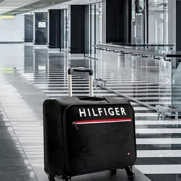 Tommy Hilfiger Brand Logo Soft Sided Overnighter Overnighter Trolley- 45 Litres-picture-17