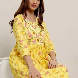 Libas Women Floral Printed Pleated Thread Work Kurta with Trousers-picture-40