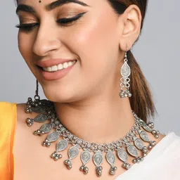 Fida Ethnic Traditional Oxidised Silver-Plated Teardrop Charm Jewellery Set-picture-10