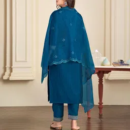 BulBul Women Ethnic Motifs Yoke Design Regular Pure Silk Kurta Palazzos & With Dupatta image 2