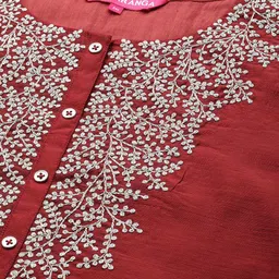 Sztori Plus Size Ethnic Motifs Yoke Design Chanderi Silk Kurta With Trousers & Dupatta image 2