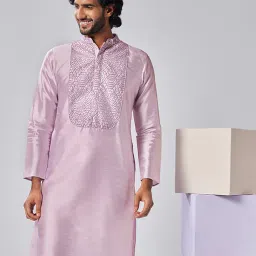kisah Men Embroidered Regular Fit Long Kurta image 1