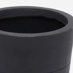 nora 3-Ring Black Polyethylene Floor Planter image 4