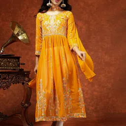 youthnic Women Georgette Kurta Dupatta Set image 2