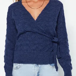 Trendyol V-Neck Long Sleeves Pullover image 3