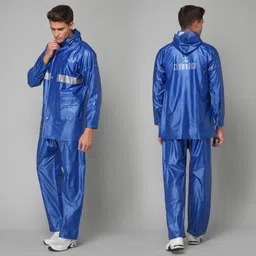 the clownfish Solid Men Raincoat image 2