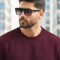 tripr Men Solid Round Neck Maroon Sweater image 4