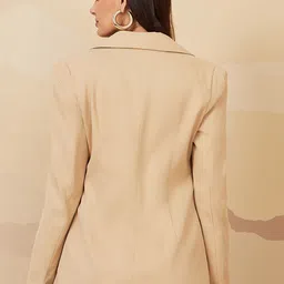 Styli Single-Breasted Two Button Fitted Blazer image 4