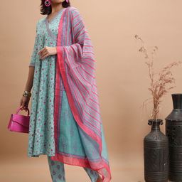 Vishudh Floral Printed Angrakha Kurta With Trousers & Dupatta-picture-15