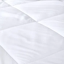 RRC White AC Room 200 GSM Single Bed Comforter image 5