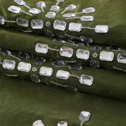 Alina decor Green & White Embellished 6-Seater Table Runner image 5