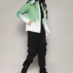 Campus Sutra Green Ombre Dyed Windcheater Puffer Jacket image 5