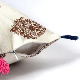 Contrast Living Cream-Coloured & Brown Ethnic Motifs Square Cotton Cushion Cover image 5