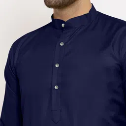 madhav mishri Men Solid Cotton Blend Straight Kurta image 4