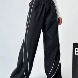 tabadtod Women Geometric Print Black Track Pants image 4