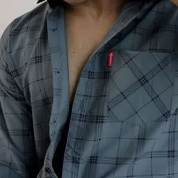 surhi Men Slim Fit Checkered Spread Collar Casual Shirt image 4