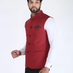 amogue Solid Men Waistcoat image 3