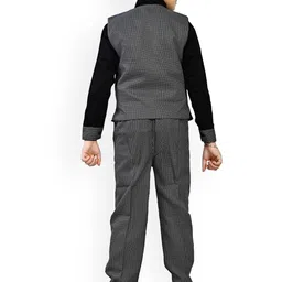 BAESD Boys Self-Design 3-Piece Single-Breasted Suit image 3