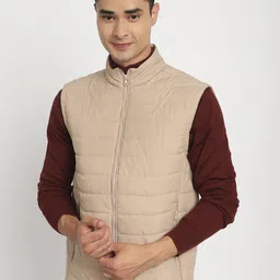 HOUSE OF VEDAS Mock Collar Sleeveless Lightweight Quilted Jacket image 2