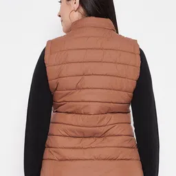 VERO AMORE Hooded Lightweight Quilted Jacket With Faux Fur Trim image 5