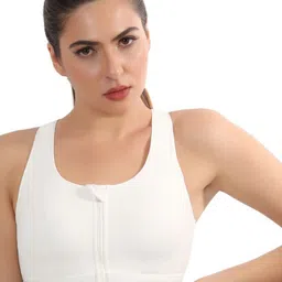 Bella Voste Full Coverage Lightly Padded Sports Bra With All Day Comfort image 4