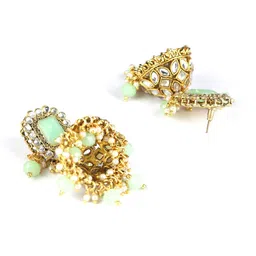 Priyaasi Women Green Pearl & Kundan Gold-Plated Handcrafted Choker Jewellery Set image 5