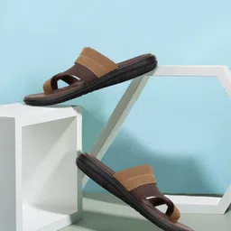 bata Men Casual Sandal image 1