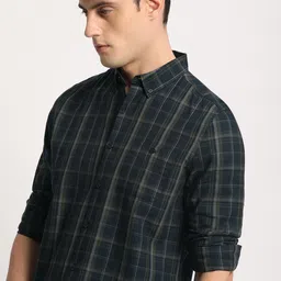 the bear house Men Slim Fit Checkered Button Down Collar Casual Shirt-picture-26