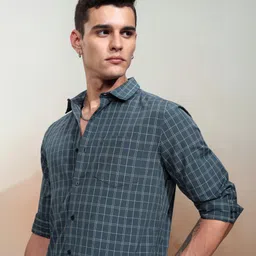 ketch Men Relaxed Fit Fit Checkered Cut Away Collar Casual Shirt-picture-24